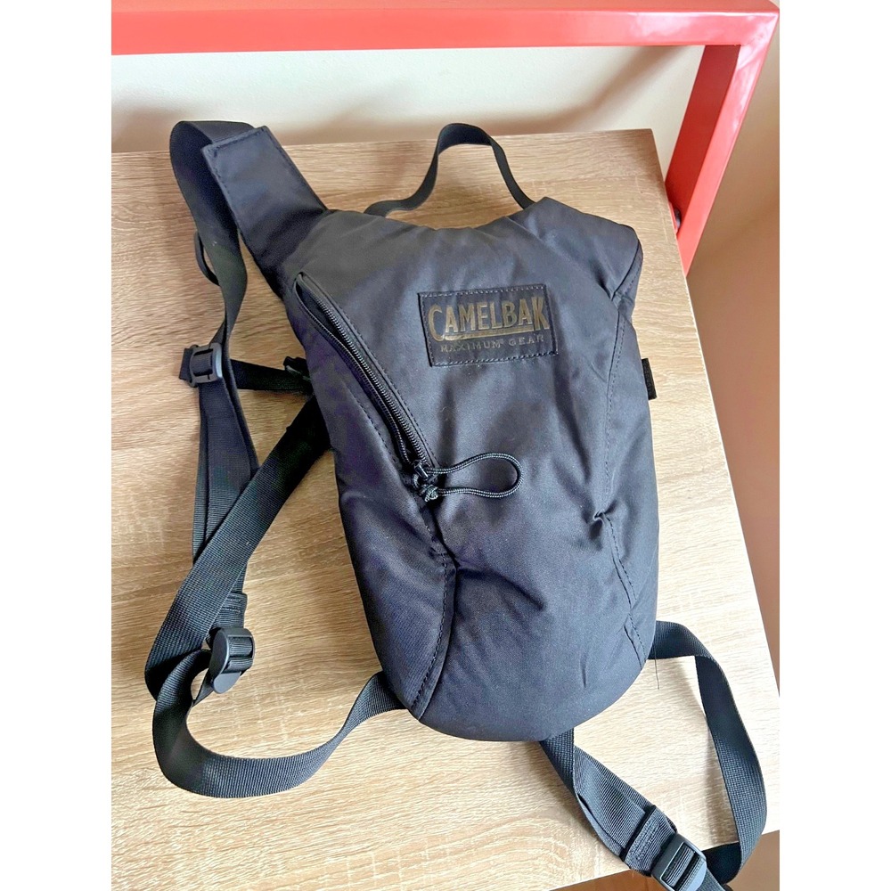 Camelbak Hydration Backpack Only Classic Black Gorpcore Travel Hiking Camping‎